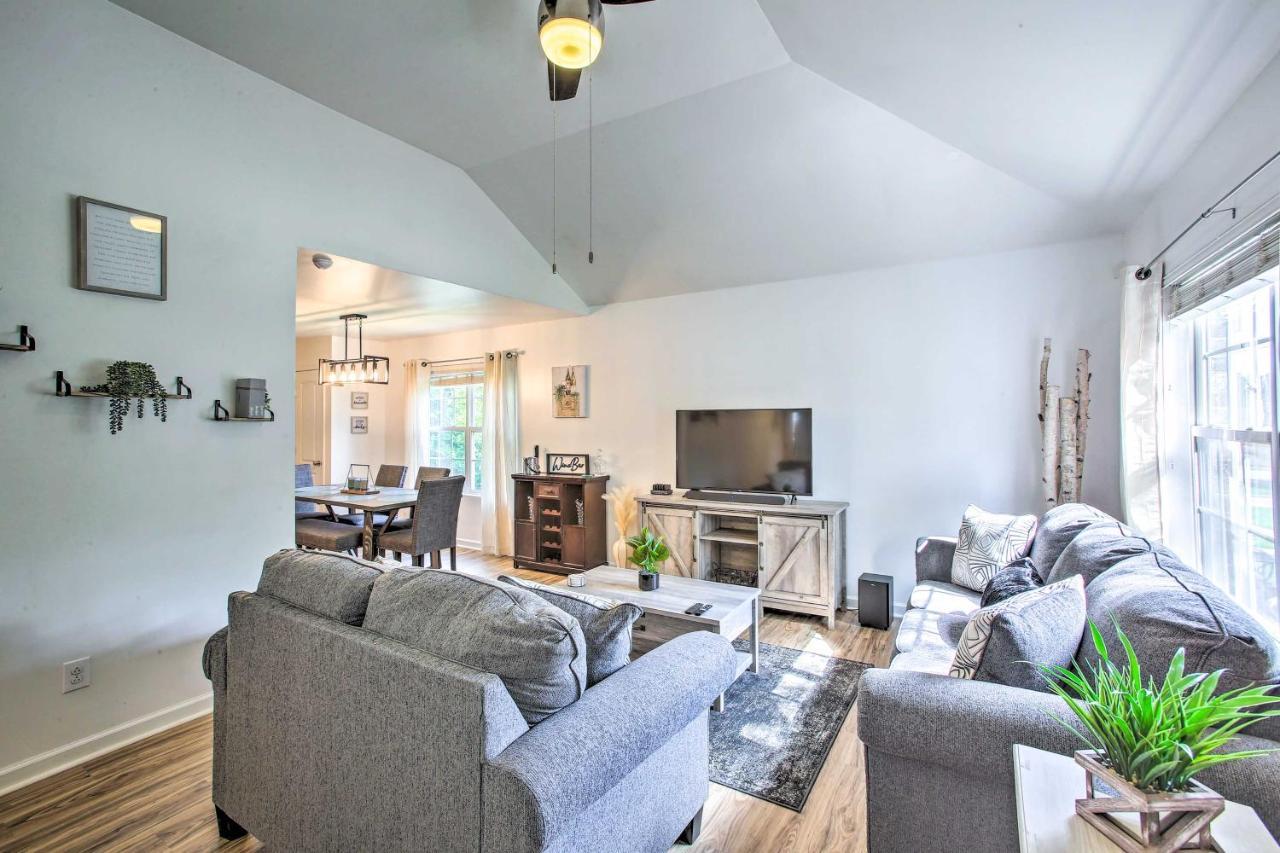Charming Springfield Escape With Furnished Deck Villa Eksteriør bilde